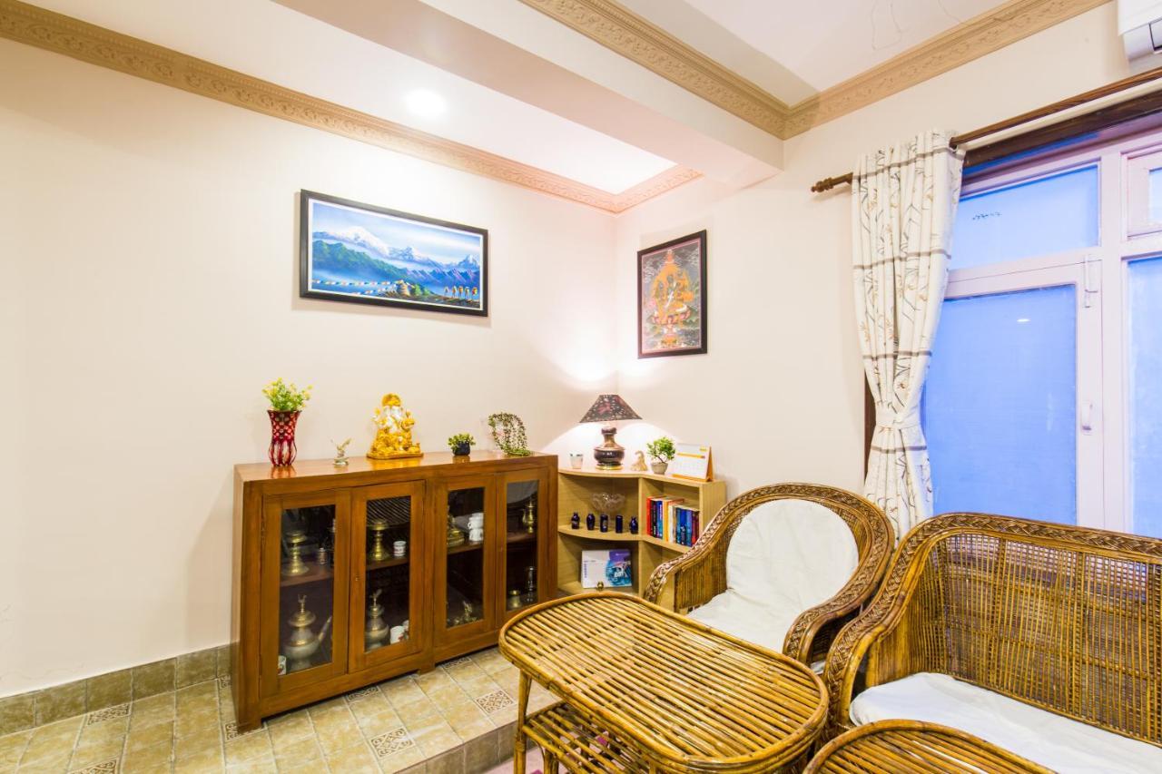 Hotel Acme Inn กาฐมาณฑุ ภายนอก รูปภาพ