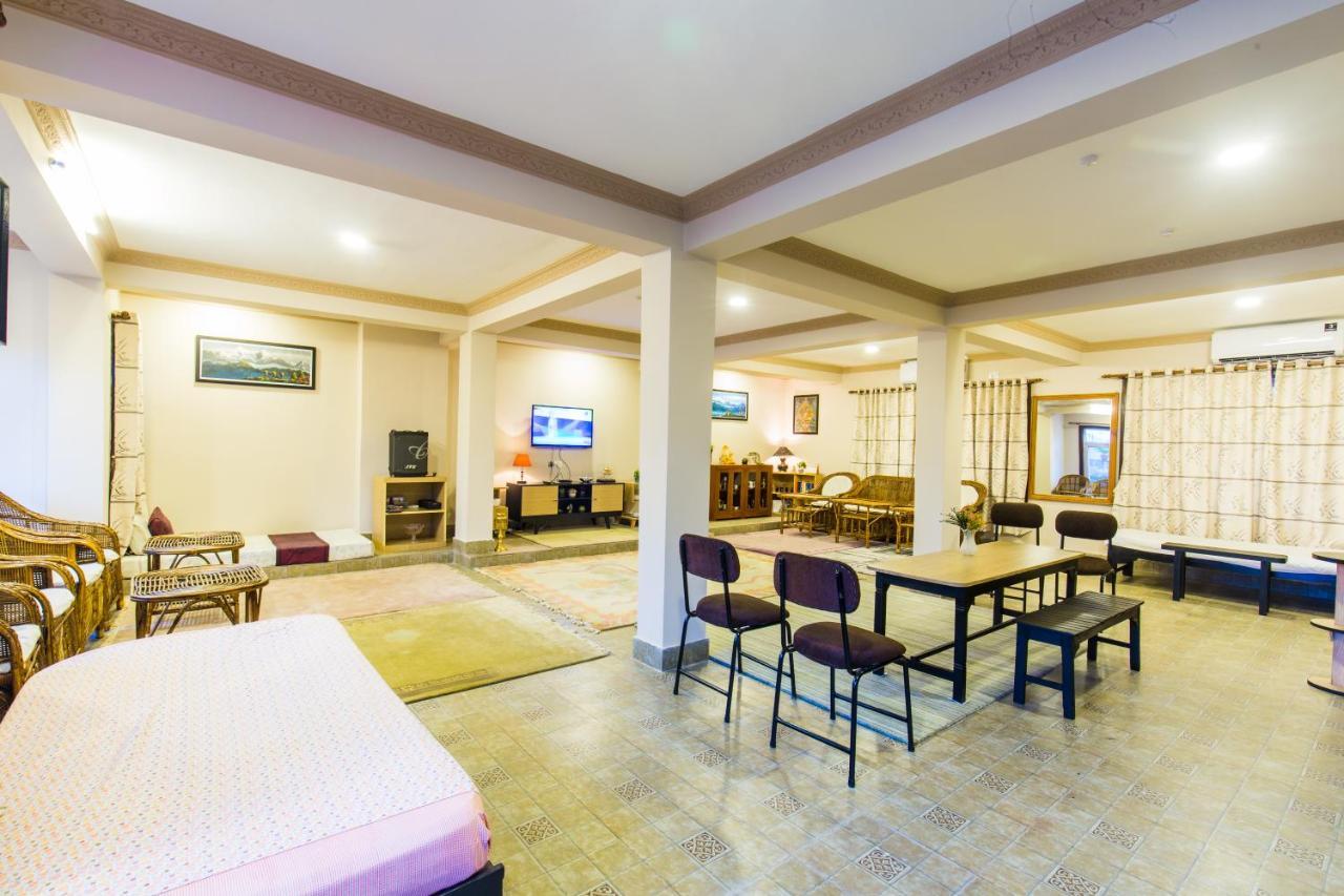 Hotel Acme Inn กาฐมาณฑุ ภายนอก รูปภาพ